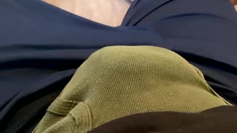 Snapshot of 6inchboytoy chatting on 01-11-25, 01:01 6inchboytoy online show from 01-11-25, 01:01