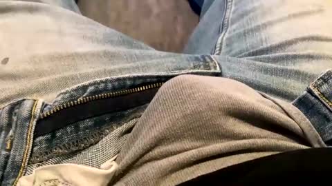 Snapshot of 6inchboytoy chatting on 01-15-25, 12:15 6inchboytoy online show from 01-15-25, 12:15