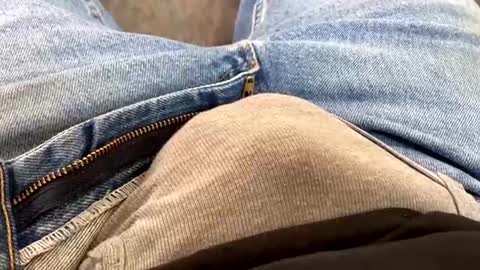 Snapshot of 6inchboytoy chatting on 01-28-25, 06:39 6inchboytoy online show from 01-28-25, 06:39