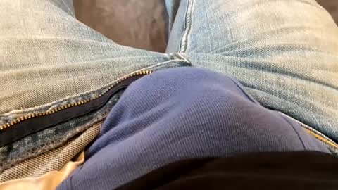 Snapshot of 6inchboytoy chatting on 01-31-25, 04:17 6inchboytoy online show from 01-31-25, 04:17