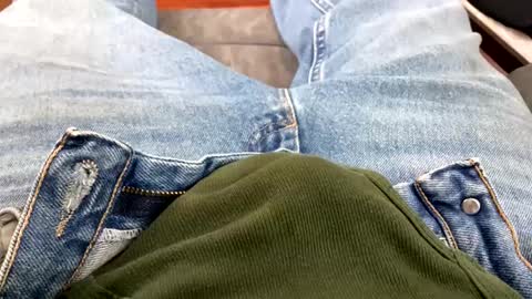 Snapshot of 6inchboytoy chatting on 02-12-25, 02:10 6inchboytoy online show from 02-12-25, 02:10