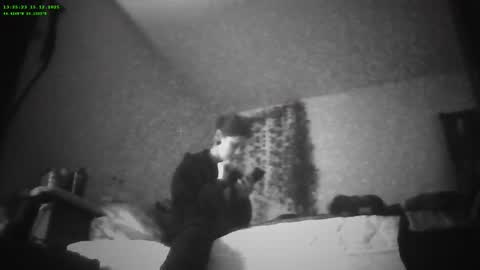 Snapshot of 6vyr_vlt9 chatting on 12-15-25, 11:25 Voyeur Vault online show from 12-15-25, 11:25