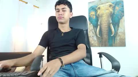 Alan online show from 11-18-25, 01:04