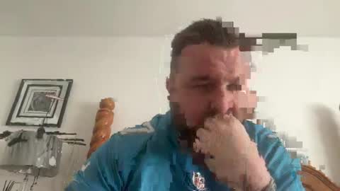 Snapshot of 7celticguy7 chatting on 07-11-26, 02:31 7celticguy7 online show from 07-11-26, 02:31