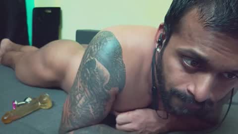 Snapshot of 7inchairyuncutindianhunk chatting on 10-13-25, 07:58 Ayush online show from 10-13-25, 07:58