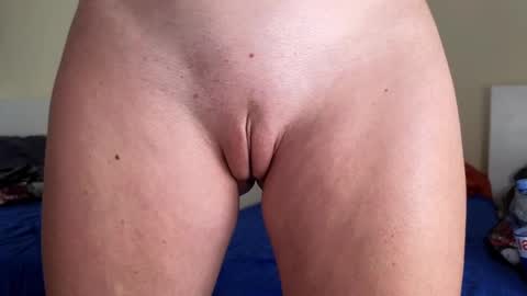 Mila online show from 02-27-25, 10:48