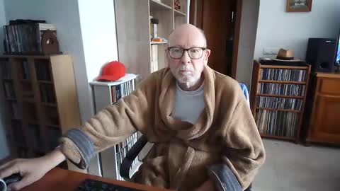  Papi  online show from 02-11-26, 09:47