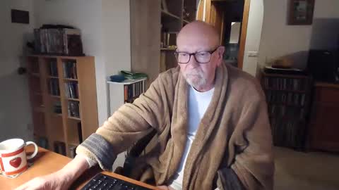  Papi  online show from 04-05-26, 01:14