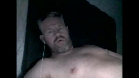 Snapshot of 81jonnyx chatting on 12-12-24, 09:30 81jonnyx online show from 12-12-24, 09:30