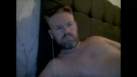 Snapshot of 81jonnyx chatting on 12-21-24, 08:28 81jonnyx online show from 12-21-24, 08:28