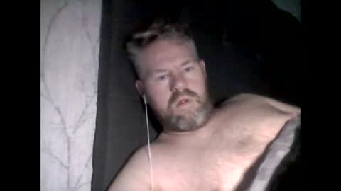 Snapshot of 81jonnyx chatting on 02-19-25, 08:12 81jonnyx online show from 02-19-25, 08:12