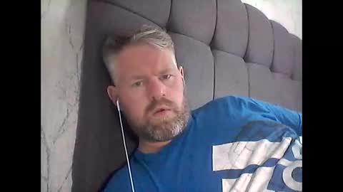 Snapshot of 81jonnyx chatting on 03-08-25, 10:54 81jonnyx online show from 03-08-25, 10:54