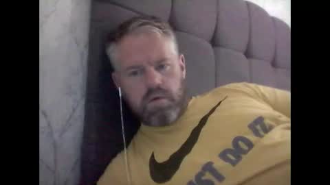 Snapshot of 81jonnyx chatting on 09-09-25, 09:53 81jonnyx online show from 09-09-25, 09:53