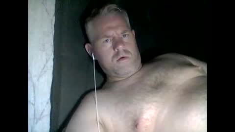 Snapshot of 81jonnyx chatting on 10-03-25, 09:34 81jonnyx online show from 10-03-25, 09:34