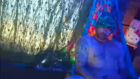 Snapshot of 8inspyder chatting on 10-12-25, 07:07 EvelDicknievel1 online show from 10-12-25, 07:07