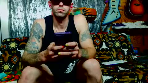 Snapshot of 8inspyder chatting on 11-14-25, 03:44 EvelDicknievel1 online show from 11-14-25, 03:44