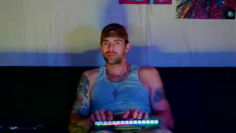 Snapshot of 8inspyder chatting on 12-03-25, 07:38 EvelDicknievel1 online show from 12-03-25, 07:38