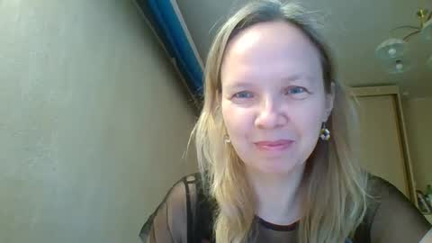 Snapshot of 8kris chatting on 11-18-25, 12:31 8kris online show from 11-18-25, 12:31