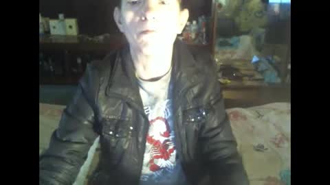 Snapshot of 8mistress8 chatting on 02-15-26, 07:51 8MISTRESS8 online show from 02-15-26, 07:51