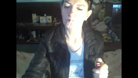 Snapshot of 8mistress8 chatting on 03-19-26, 06:28 8MISTRESS8 online show from 03-19-26, 06:28