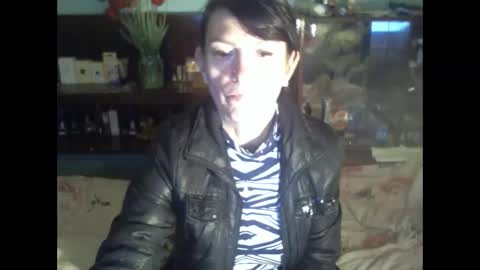 Snapshot of 8mistress8 chatting on 04-25-26, 06:27 8MISTRESS8 online show from 04-25-26, 06:27