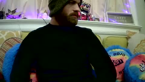 Snapshot of 90210screamer chatting on 12-29-24, 08:22 90210screamer online show from 12-29-24, 08:22