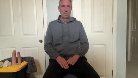 Snapshot of 999gbb_gmx chatting on 07-25-26, 09:12 DildoRidingDilf online show from 07-25-26, 09:12