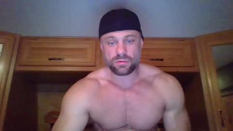 Snapshot of 9fat_inches chatting on 12-13-24, 03:27 9 fat inches online show from 12-13-24, 03:27