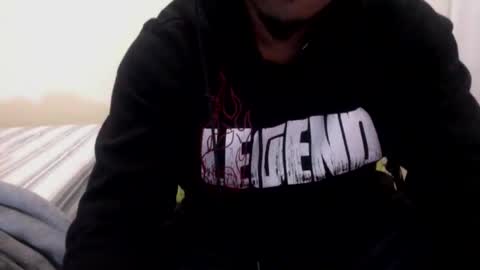 9inchhammer online show from 12-17-25, 08:20