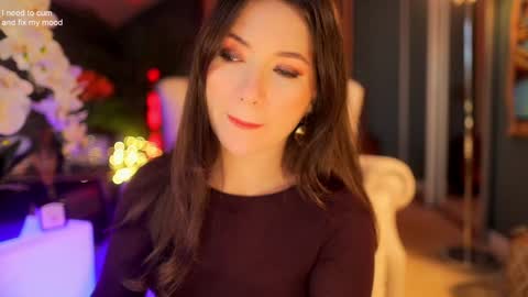 Sophia  online show from 12-19-25, 03:35