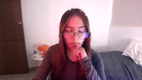 abby 3 online show from 11-26-25, 06:53