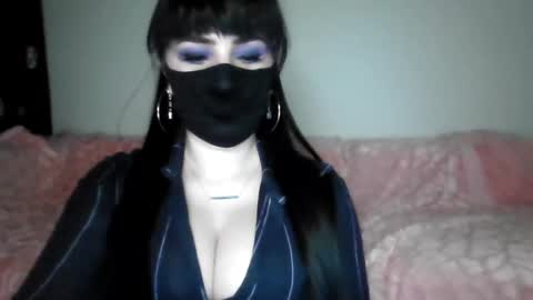 Adela online show from 12-11-24, 10:16