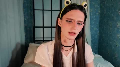 adrian online show from 02-08-26, 05:49