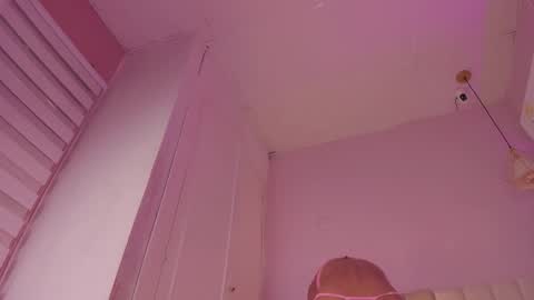 _aleja_x online show from 11-04-25, 11:31