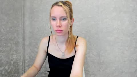 _alex1819 online show from 04-30-26, 07:25