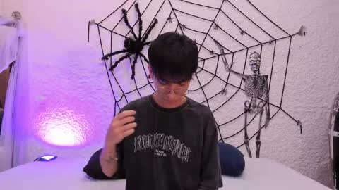 Alexander online show from 10-10-25, 04:33