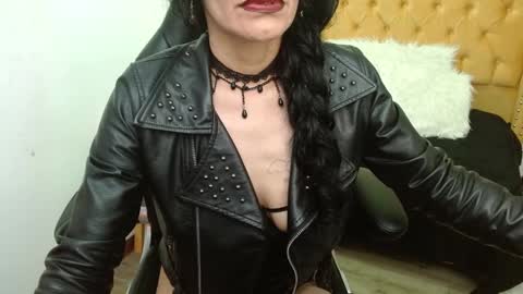 Snapshot of _alexandrajones chatting on 12-31-24, 03:45 Alexandra online show from 12-31-24, 03:45