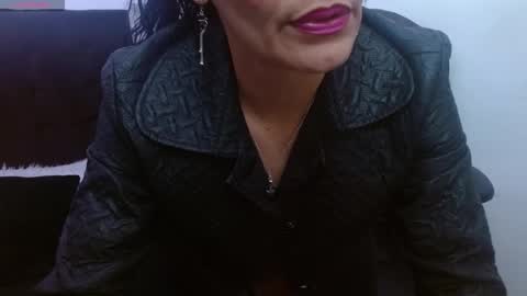 Alexandra online show from 10-27-25, 12:47