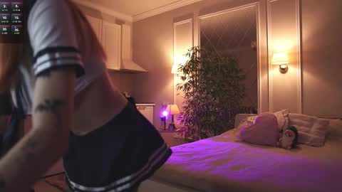 Snapshot of _alice_meyss_ chatting on 11-22-25, 10:03 _alice_meyss_ online show from 11-22-25, 10:03