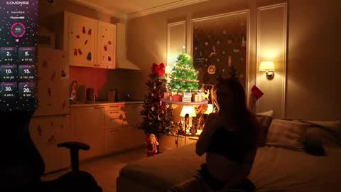 _alice_meyss_ online show from 12-18-25, 10:16