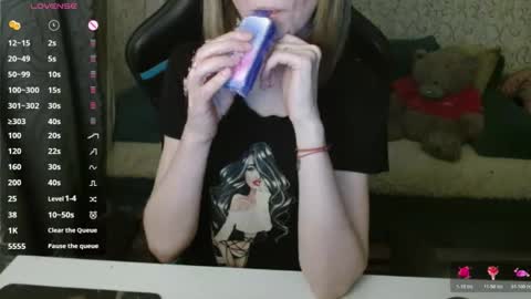 Snapshot of _alicecullen_ chatting on 11-24-25, 03:34 AliceCullen online show from 11-24-25, 03:34