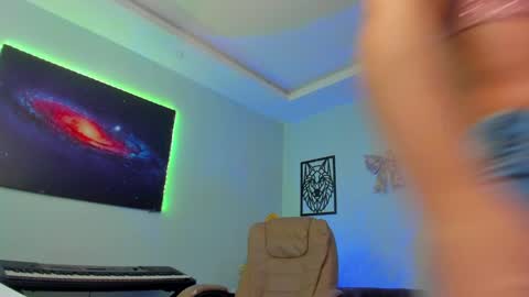 Alice online show from 01-04-25, 11:43