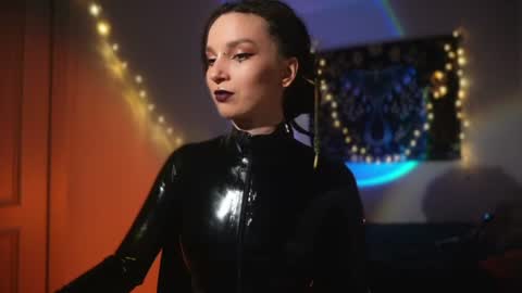 Alice Morrison Mistress Datura online show from 06-10-26, 05:45