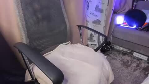 lisa online show from 06-09-26, 06:52