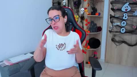 AMANDA online show from 10-24-25, 05:09