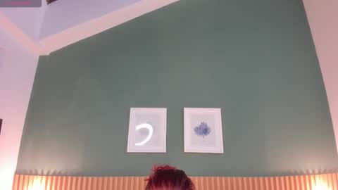 Ana Victoria online show from 12-17-25, 06:36