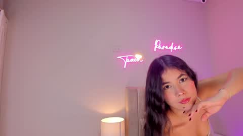 ngela  online show from 01-31-25, 12:18