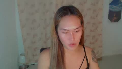 Snapshot of _angelari_ chatting on 12-05-24, 10:44 Pearl online show from 12-05-24, 10:44