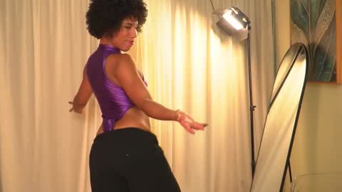 Snapshot of _angeleyes chatting on 03-08-26, 09:07 Angie - online show from 03-08-26, 09:07