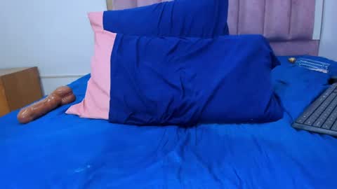 Any online show from 03-08-25, 10:13